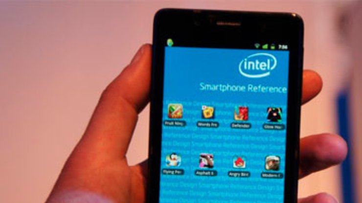 Intel и Motorola будут создавать Android-смартфоны с процессорами Atom на борту