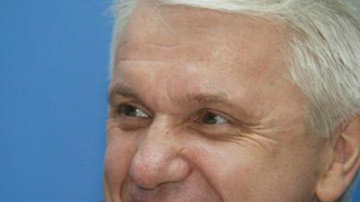 Литвин надеется, что сборная Украины выйдет в финал ЧЕ-2012 по футболу