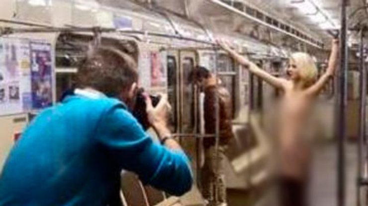 Минскую студентку оштрафовали за "голую" фотосъемку в метро