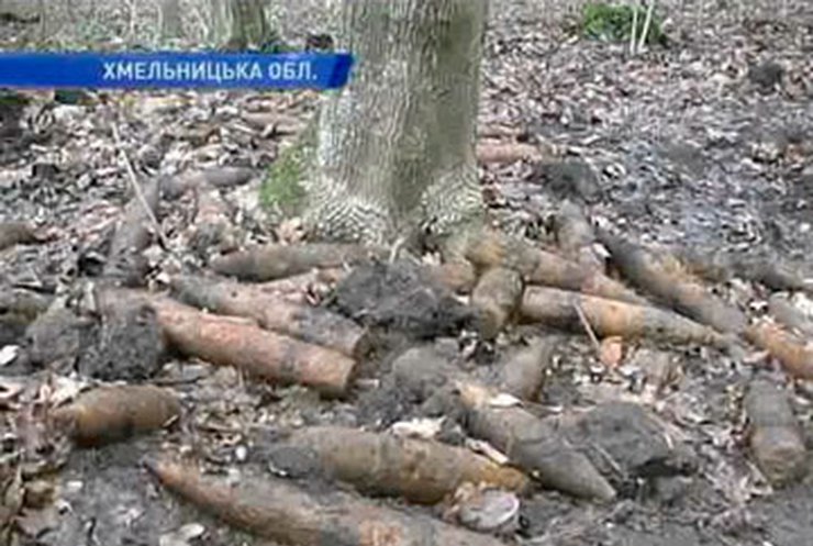В Хмельницкой области обнаружили 800 артилерийских снарядов