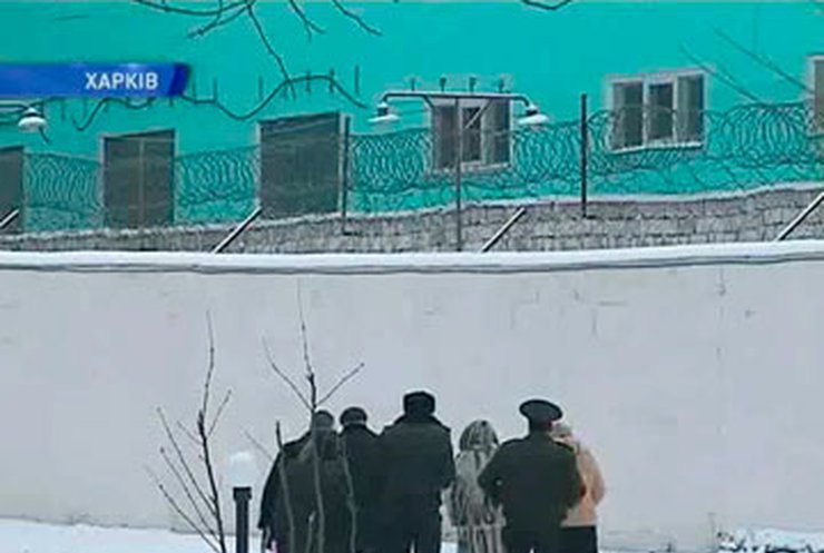 Тюремные врачи позвали к Тимошенко комиссию Минздрава ‎