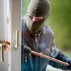 Воры оставляли в ограбленных квартирах носки