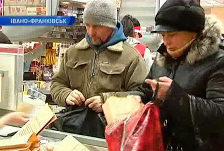 В Ивано-Франковске "зеленые" объявили войну полиэтилену