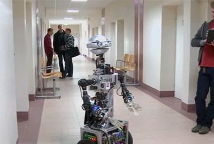 Польские ученые создали робота, умеющего имитировать эмоции