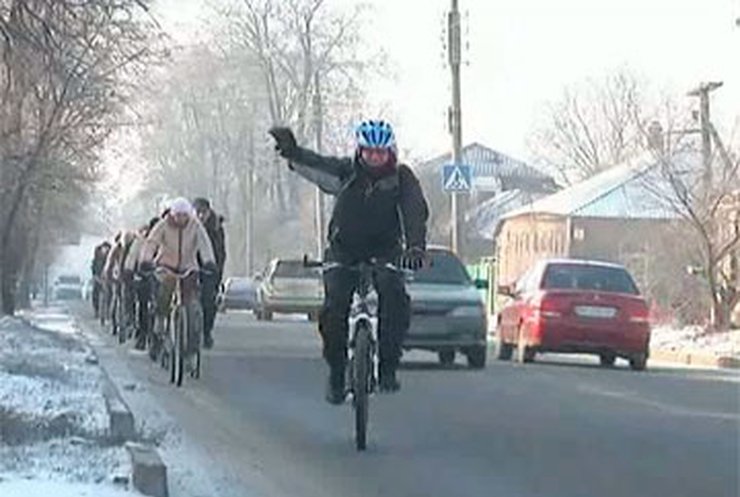 Кировоградские велосипедисты провели акцию "Веломоржи"
