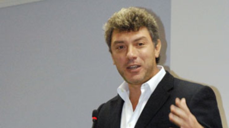 Немцов предрекает, что Украина не получит дешевый газ до выборов в России