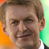 Mercedes намерен сэкономить 6 миллиардов на дешевых деталях