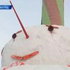 В Кировограде слепили гигантского снеговика