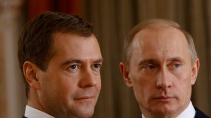 Google не хочет переводить, что Путин и Медведев не станут президентами России