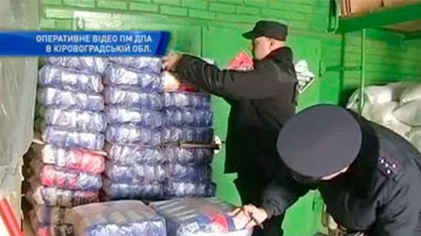 В Кировограде предприниматель фасовал крупы в собственном гараже