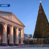 В Херсоне не могут демонтировать новогоднюю елку