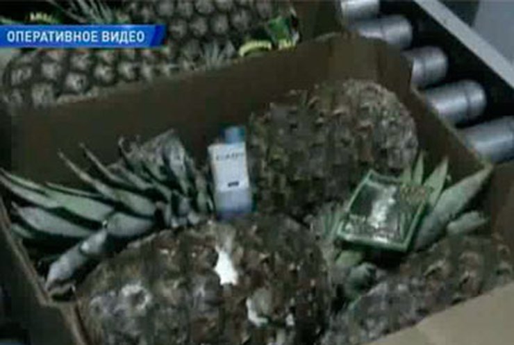 В Илличевском порту задержаны ананасы с кокаином