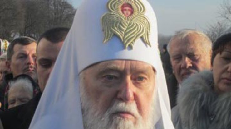 Филарет просит Януковича не отдавать Москве украинские святыни