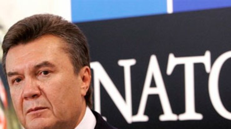 Новая Газета: НАТО обеспечит безопасность на футбольных полях Украины