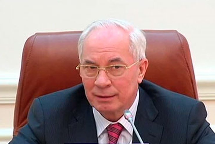 Азаров ответил российскому чиновнику по поводу "сырной проблемы"