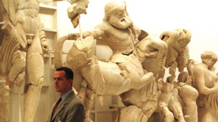 Ограблен музей в Древней Олимпии: Похищены более 70 бесценных артефактов