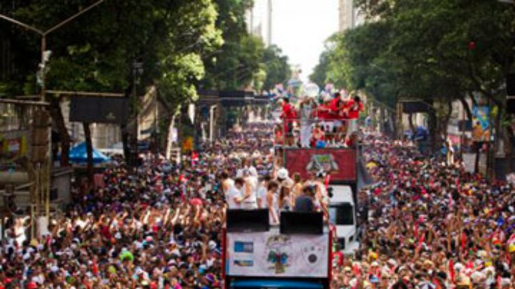 Карнавал в Рио-де-Жанейро поставил рекорд: 2 миллиона человек в одном параде