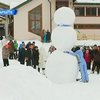 В Ивано-Франковске слепили самого большого украинского снеговика