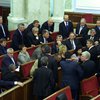 БЮТ требует, чтобы сидящие на 2 стульях депутаты выбрали один