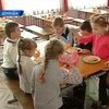 Донецкие депутаты хотят обеспечить детей яблоками