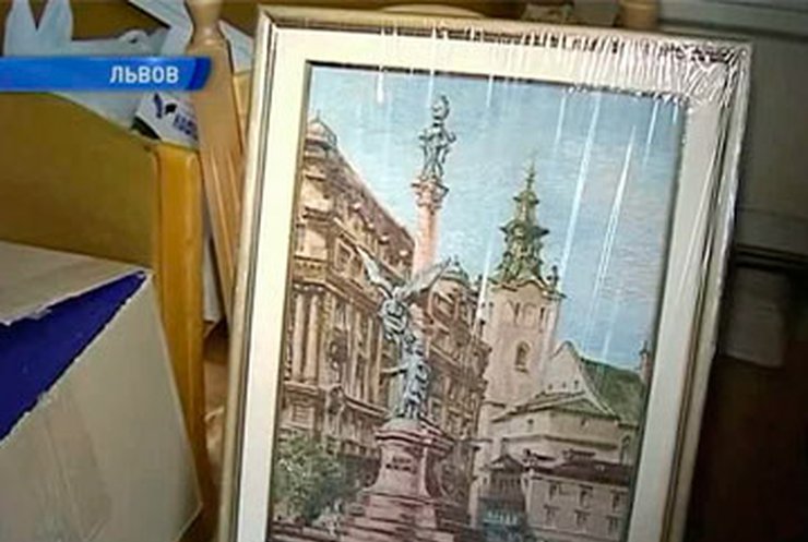 Во Львовской ОГА решили провести инвентаризацию подарков чиновникам