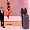Себастьян Феттель получил награду от президента Германии