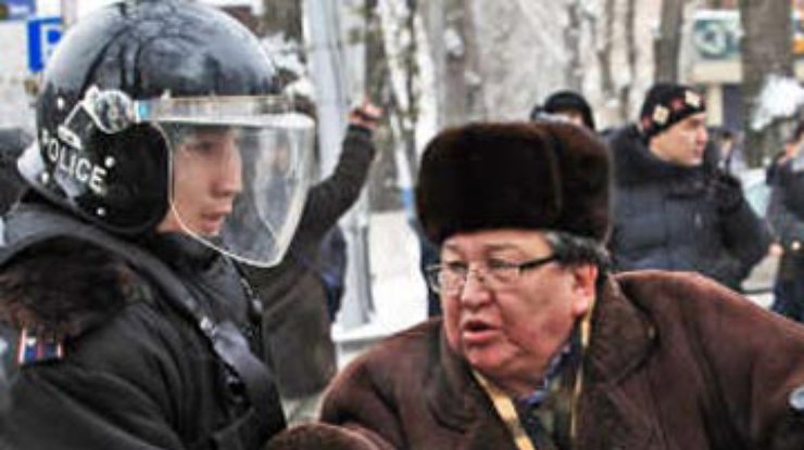 В Алма-Ате задержали оппозиционеров