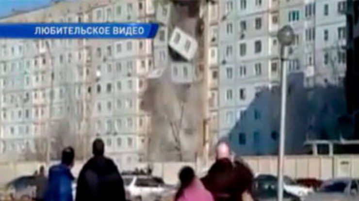 Растет число жертв обрушения подъезда в Астрахани
