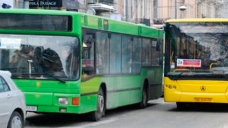 Во Львове автобусом управлял наркоман