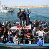 Итальянские рыбаки спасли более 100 нелегалов с тонущего судна