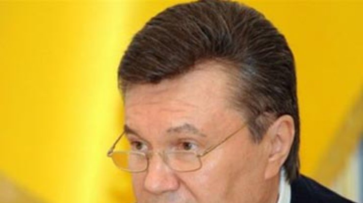 Янукович пообещал увеличить выплаты малообеспеченным