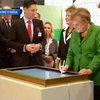 Ангела Меркель посетила компьютерную выставку Cebit