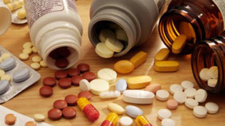 Янукович хочет, чтобы цены на лекарства устанавливало государство