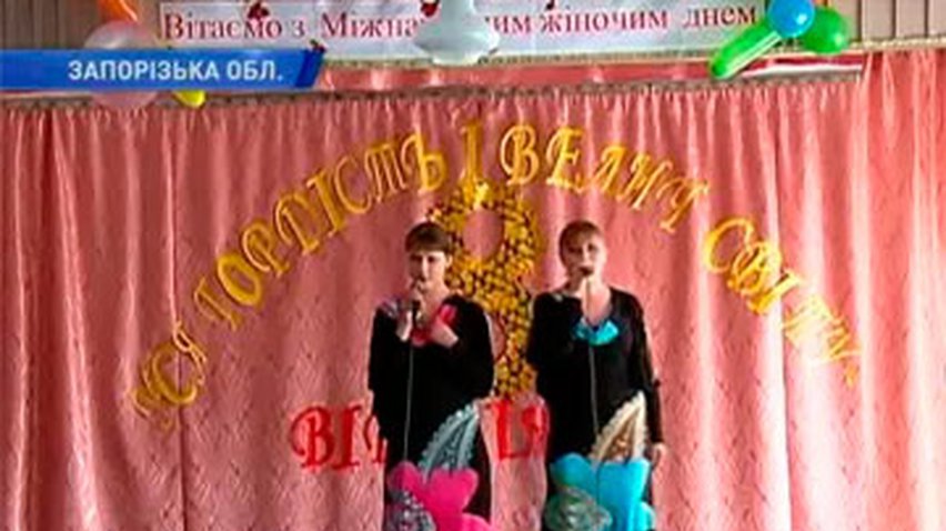 Девочки из мелитопольской колонии для несовершеннолетних провели модное дефиле
