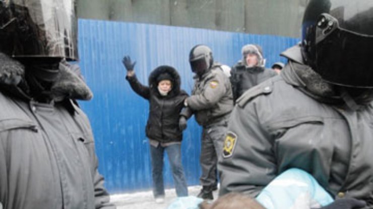 В Петербурге задержаны около 60 митингующих