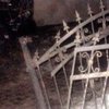 Восемнадцатилетний водитель на джипе сбил пешехода и врезался в стену дома