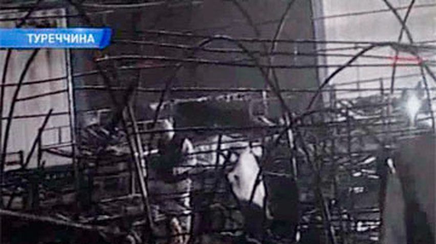 В Стамбуле сгорели 11 строителей