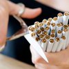 Янукович одобрил запрет рекламы табачных изделий