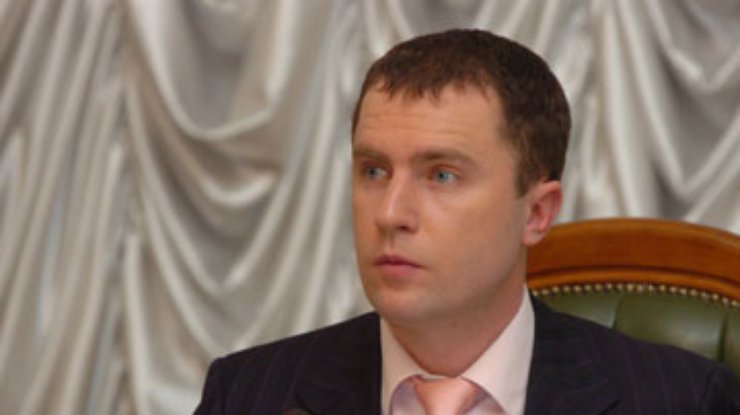 Рыбаков не хочет, чтобы на социнициативы Януковича деньги брали в долг или печатали