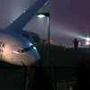В Атланте Боинг 737 съехал со взлетной полосы