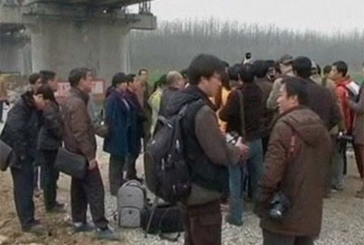 В Китае во время тестирования завалился железнодорожный мост