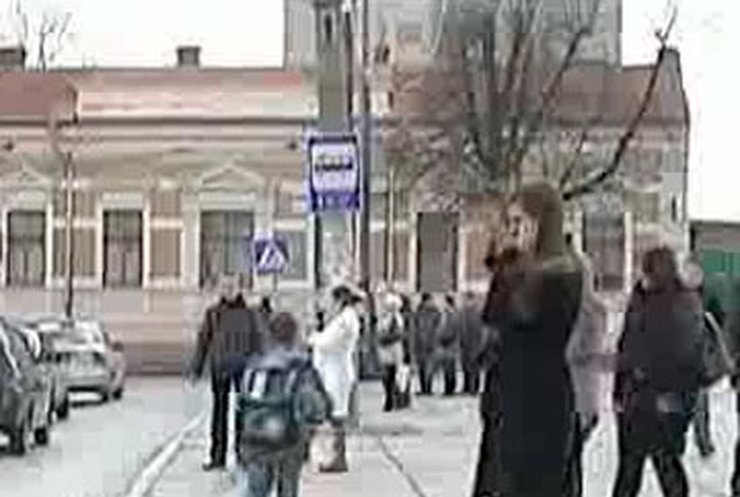 В Черновцах заговорили остановки общественного транспорта