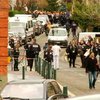 Во Франции скутерист расстрелял еврейских школьников