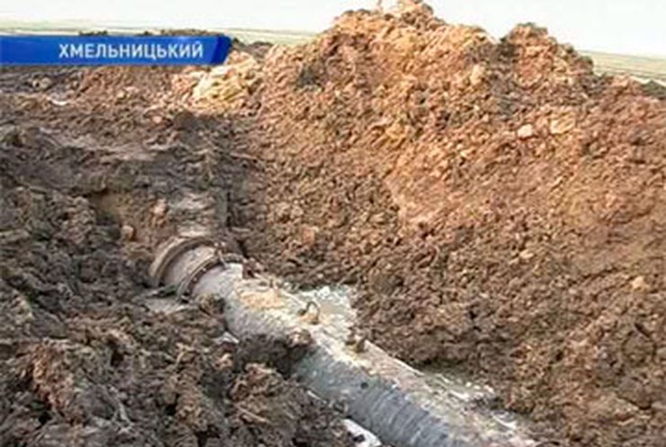 В Хмельницком починили водовод