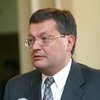 Грищенко пообещал предпринимателям помощь украинских посольств