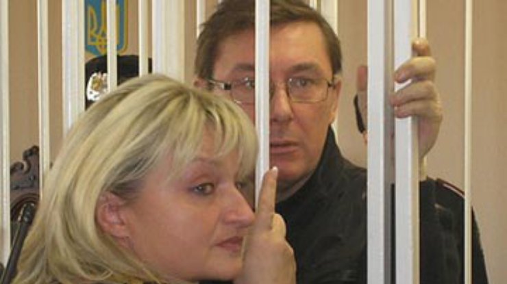 Ирина Луценко: Яценюк заинтересован в том, чтобы муж сидел