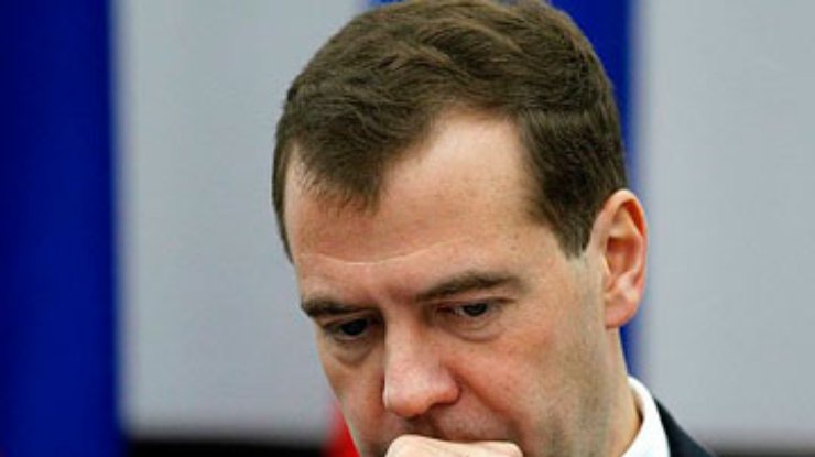 Аналитики пророчат Медведеву недолгое премьерство