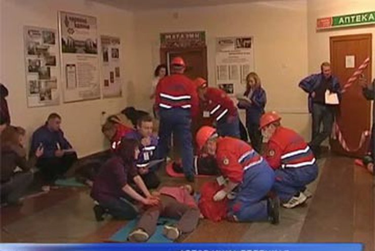 В Ровно прошли соревнования бригад скорой помощи