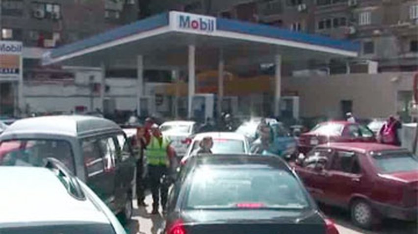 На заправках Египта пропал бензин
