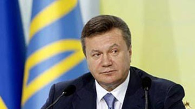 Янукович поздравил Арбузова с днем рождения